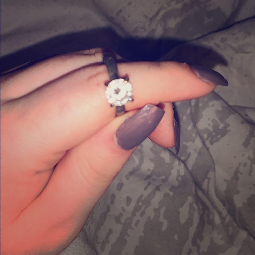 Diamond ring